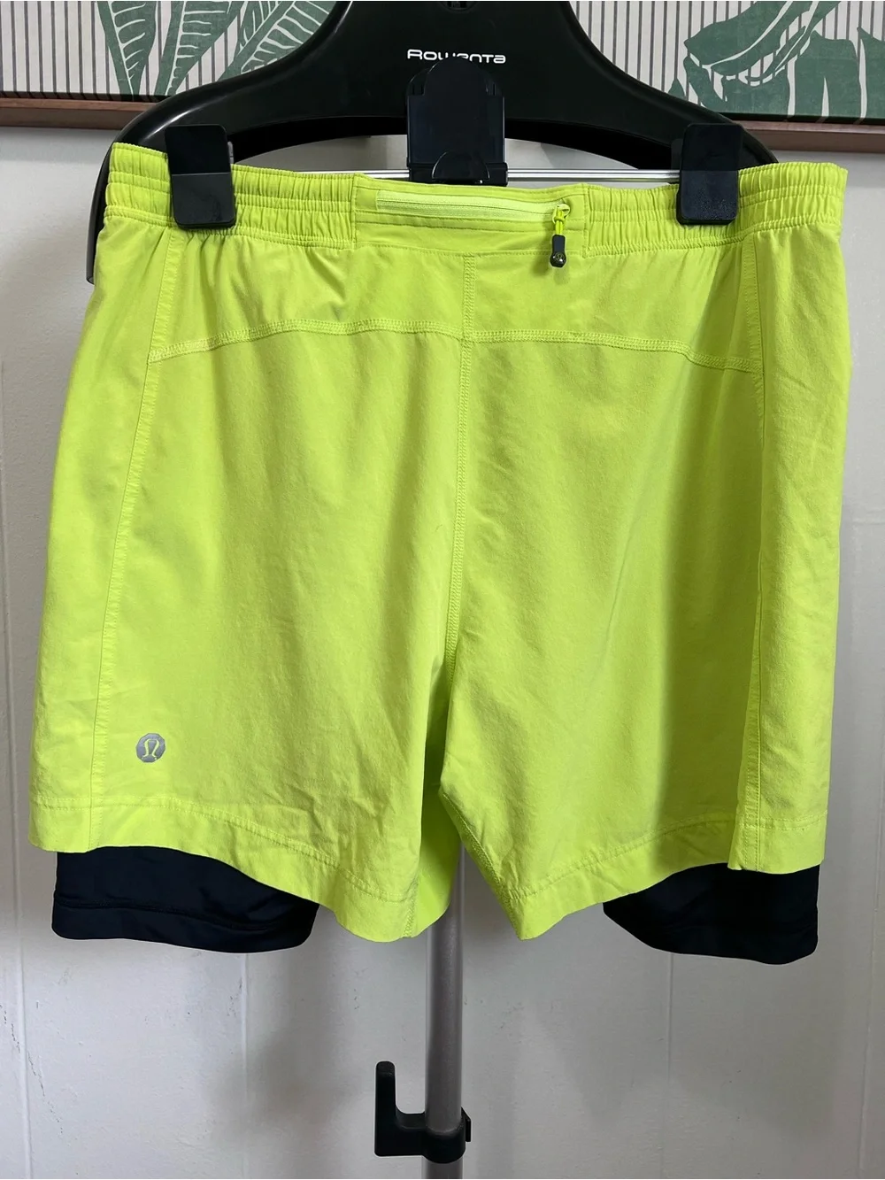 Men’s XL Lululemon athletica Pace Breaker Neon Yellow Athletic Running Shorts - Picture 2 of 10